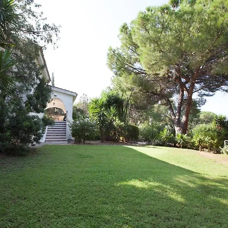 Holiday In Quartu Sant'elena 35232 Hébergement de vacances Capitana